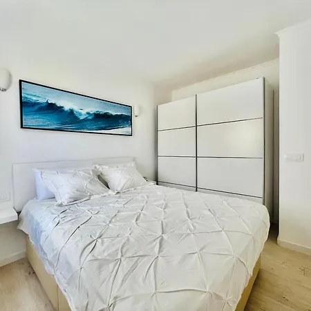 شقة Paulmarie Ocean View In Windsor Park